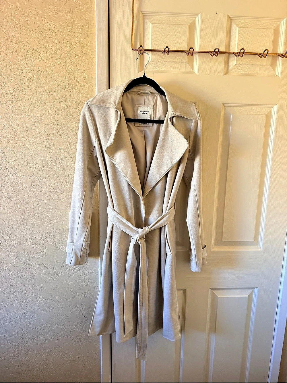 Abercrombie & Fitch Vegan Suede Trench Coat Cream Medium